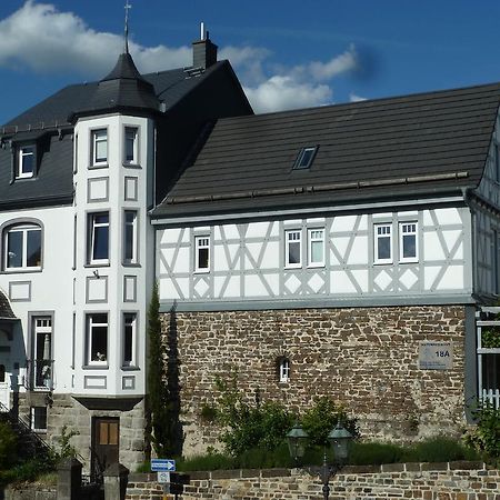 Apartments Im Chateau D'Esprit Höhr-Grenzhausen Εξωτερικό φωτογραφία